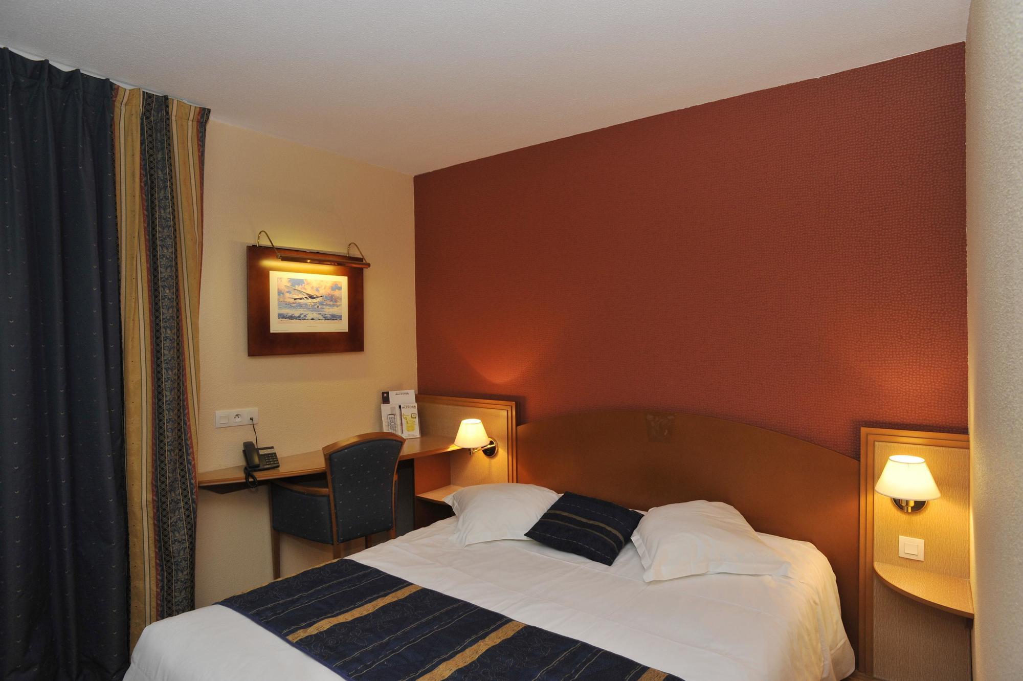 Du Futuroscope Hotel Chasseneuil-du-Poitou Rum bild